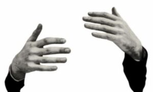 Aan tafel: tussen trauma en troost